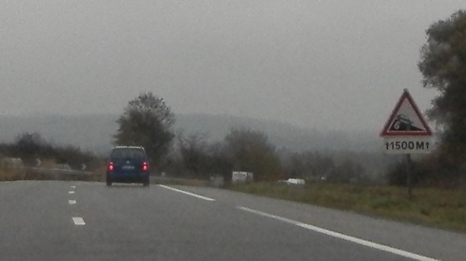 panneau de danger - descente dangereuse